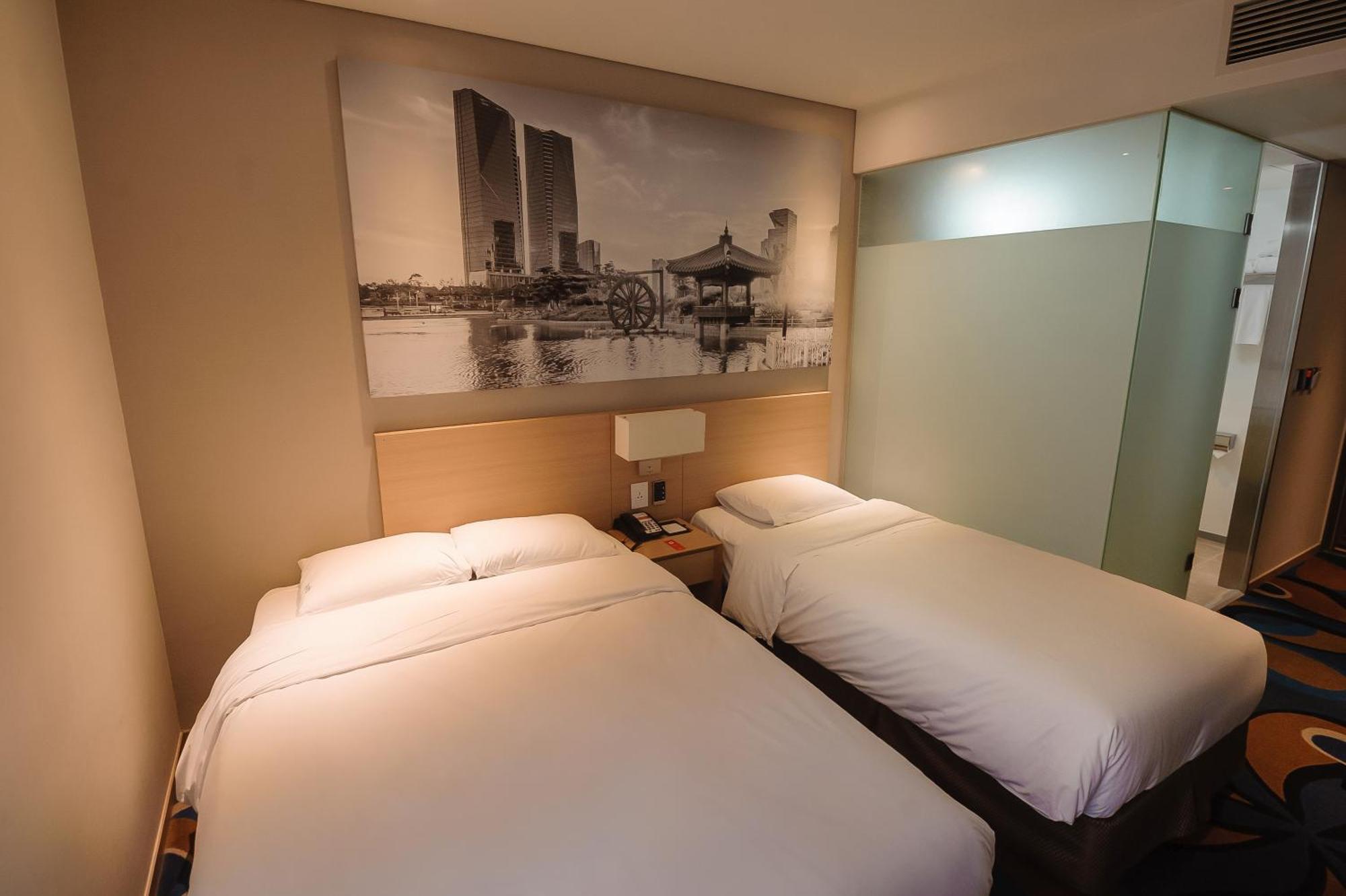 Travelodge Myeongdong Euljiro Seoul Zimmer foto